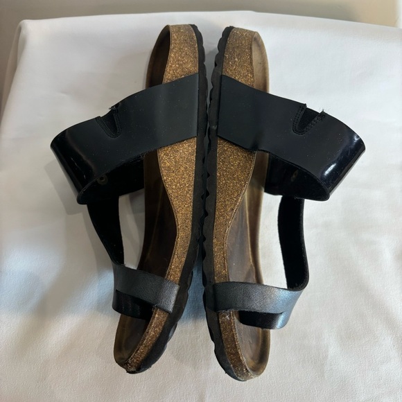 BETULA Sz 9 Toe Wrap Slides Sandals Patent and Smooth Leather Birkenstock Family - Picture 4 of 9